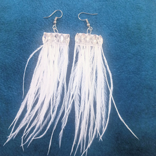 Light as a feather earring