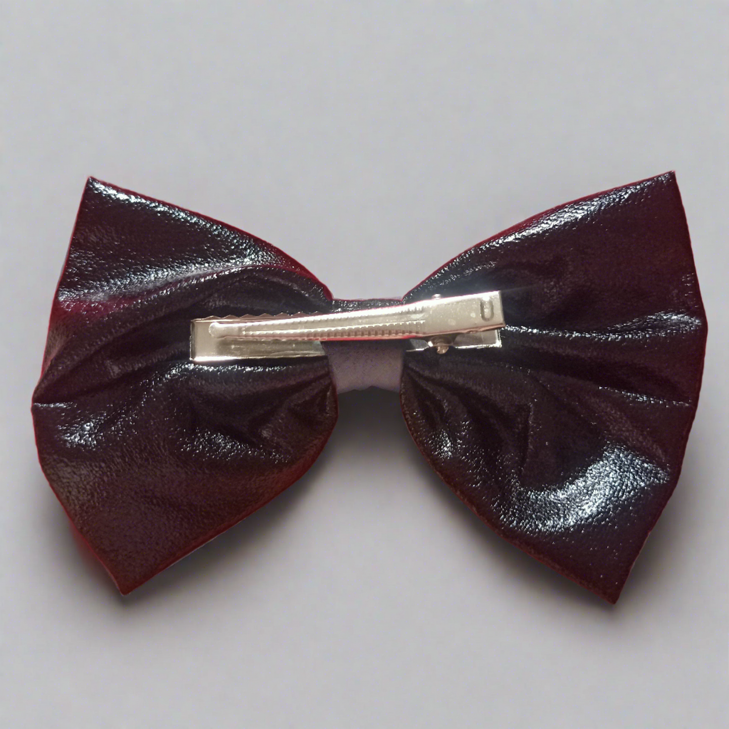 1 Black bow hair clip