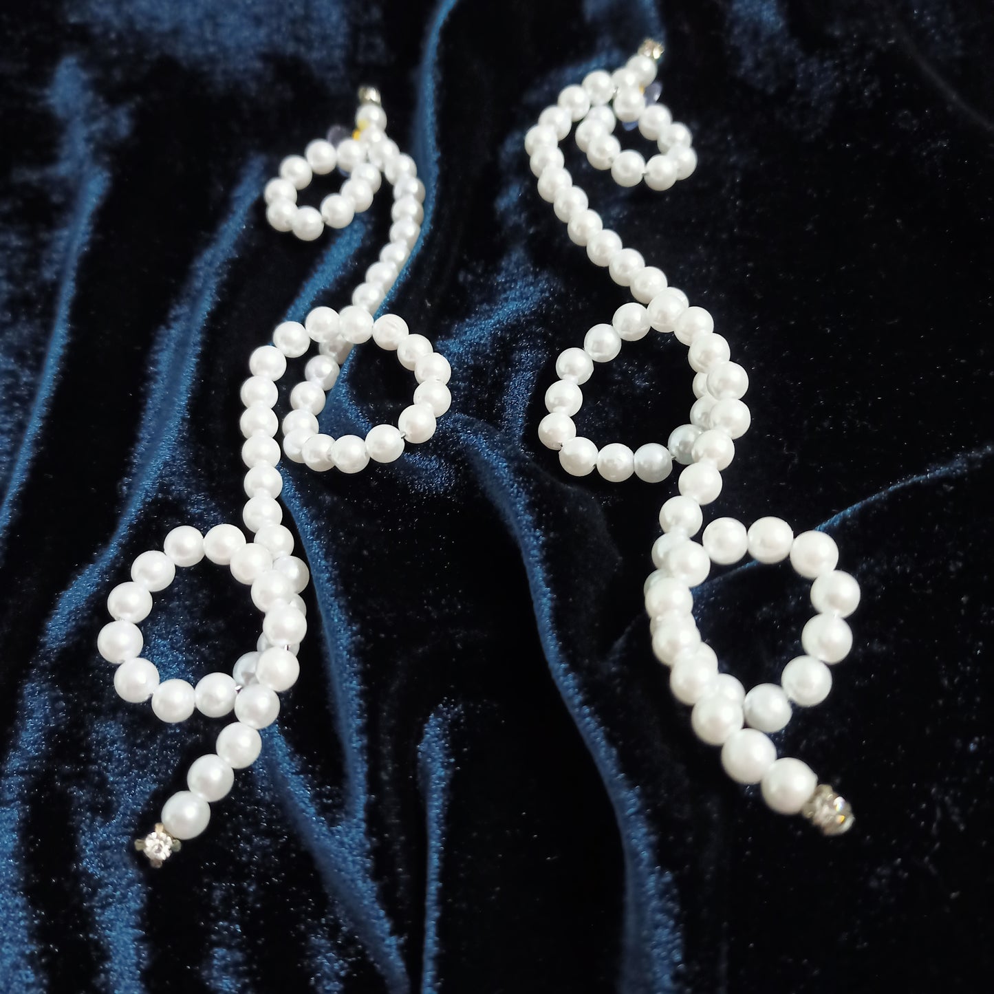 Sea horse pearl danglers (customized on order)