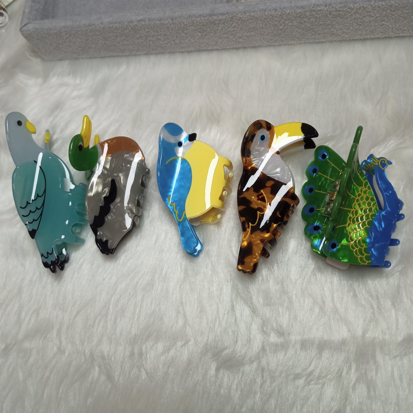 Bird hair clips