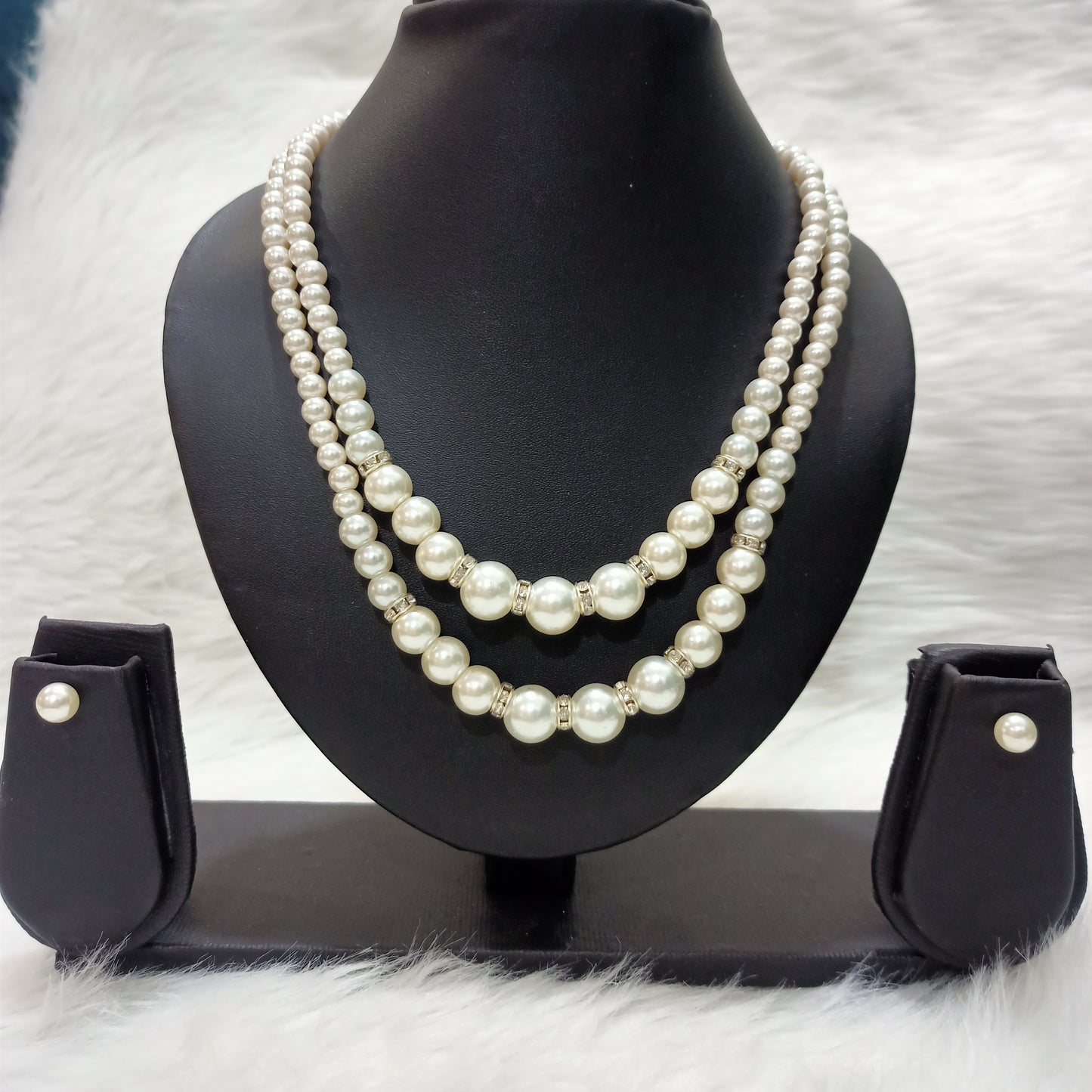 White Pearl Necklace sets