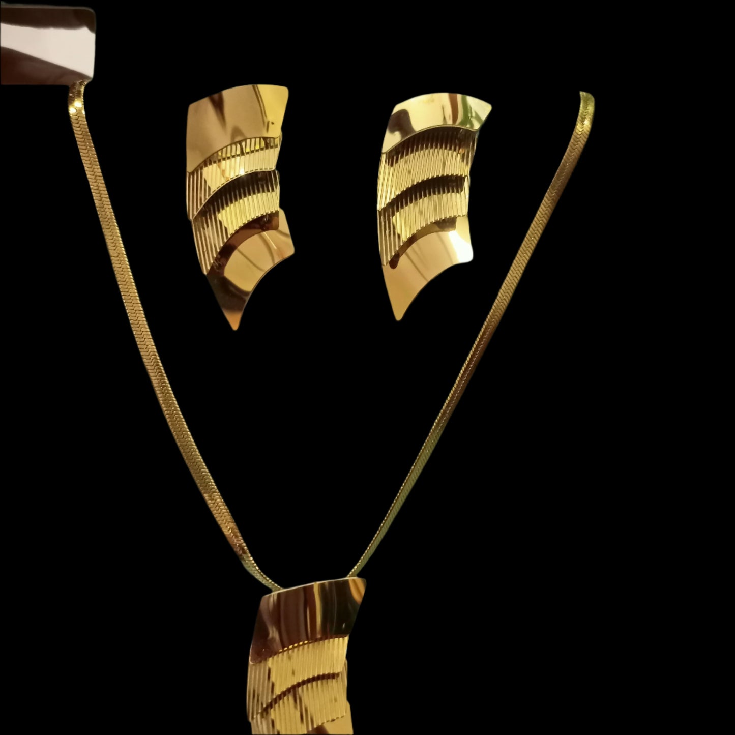 Snake necklace sets