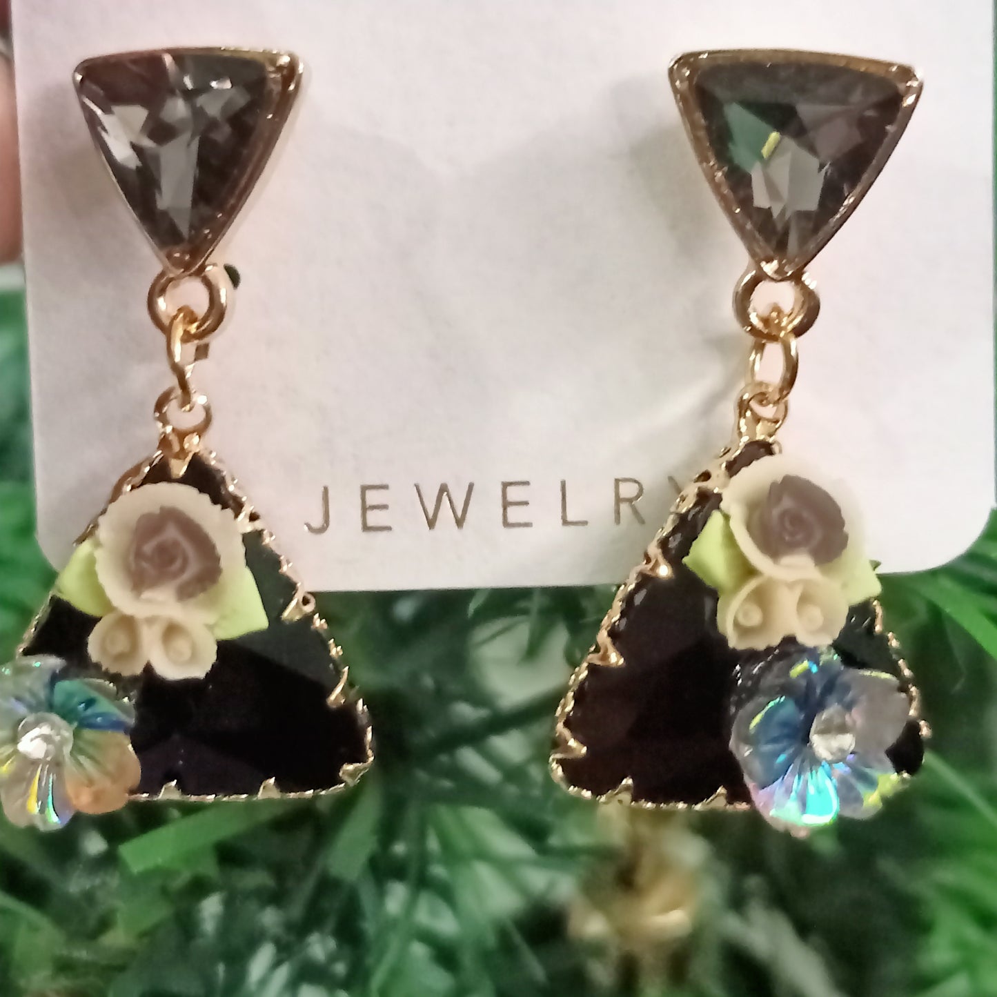 Amore Chic Earring