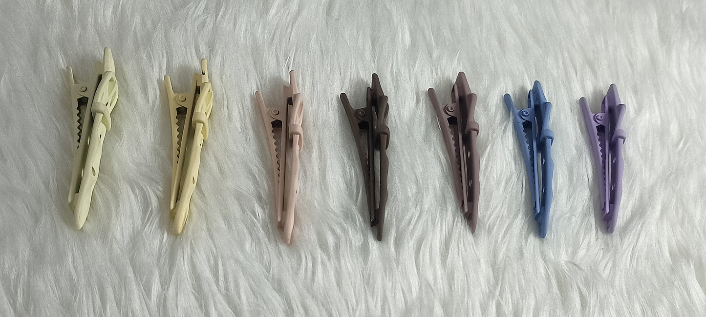 Belt design hair clip