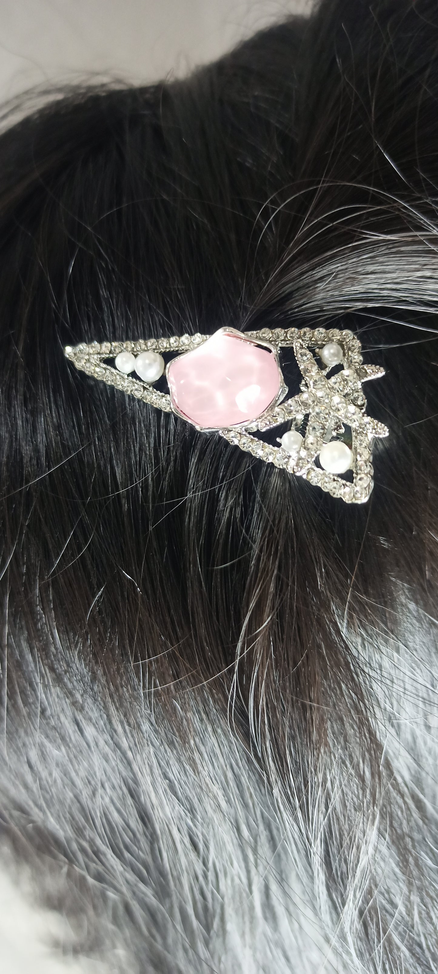 Starfish pearl stone hair clip