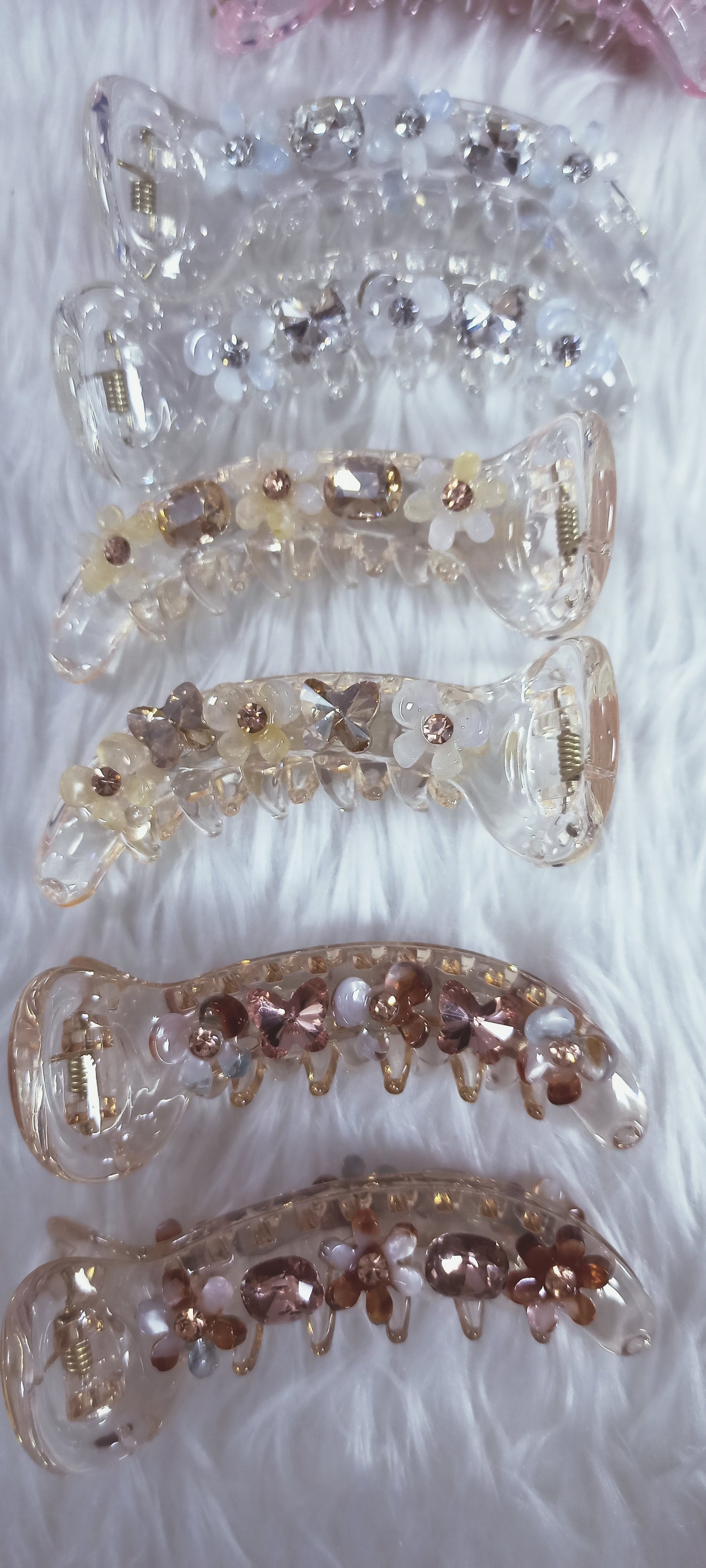 Lobster clip floral