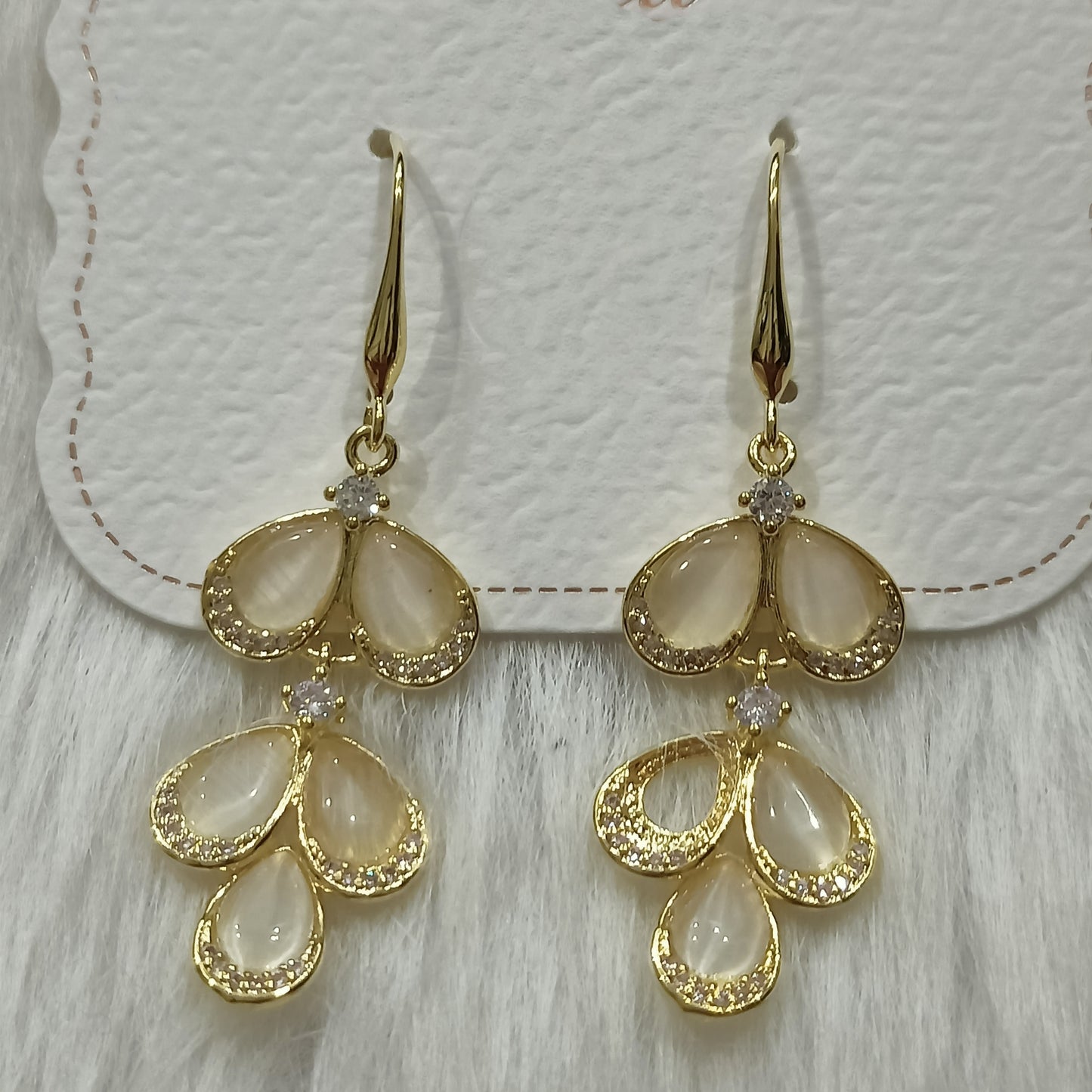Amore Chic Earring