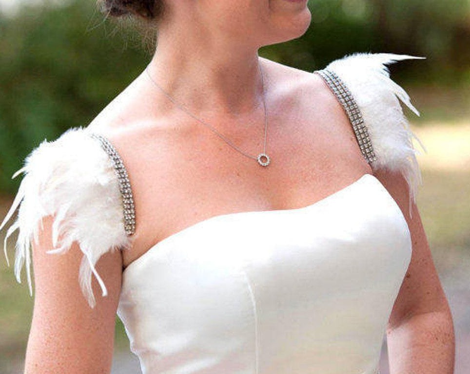 Feathery Shoulder chain