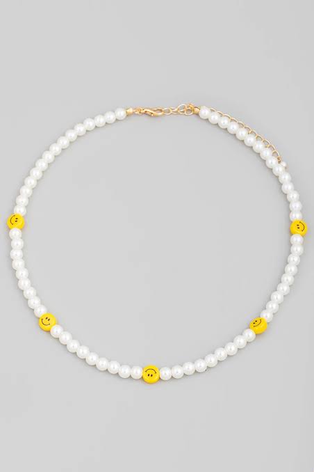 Pearl and yellow smiley necklace (customized on order)