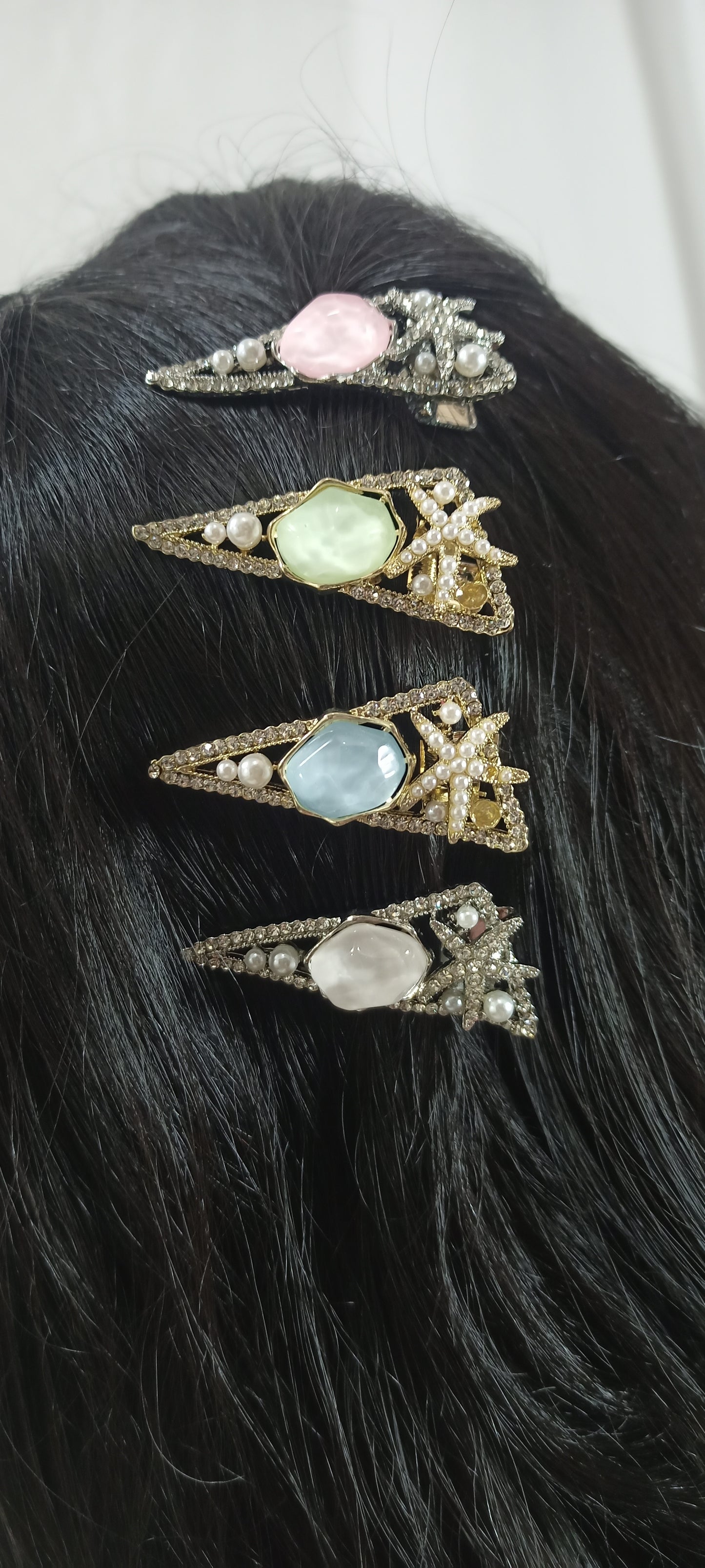 Starfish pearl stone hair clip